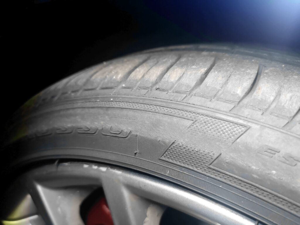 Pirelli Runflat-Reifentest